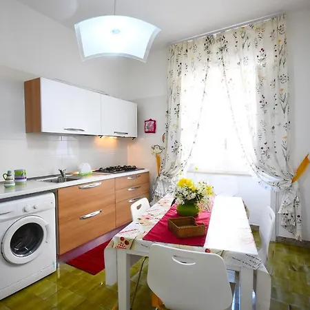 Holiday home Loriand *