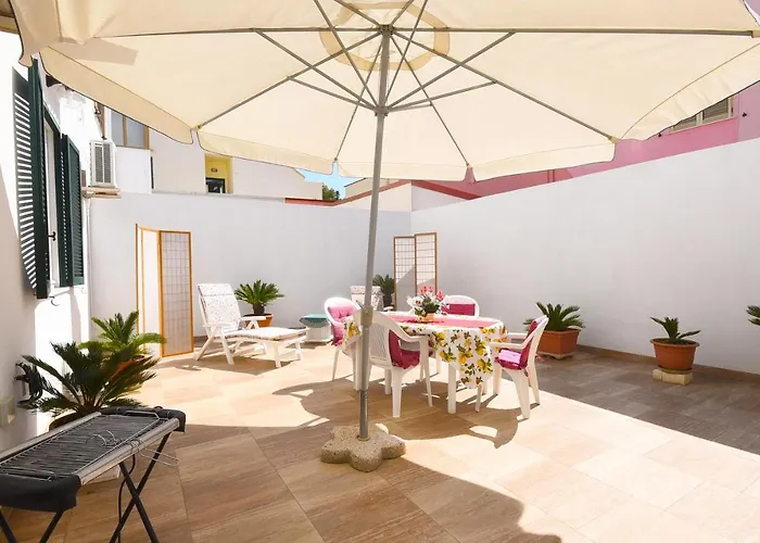 Loriand Semesterbostad