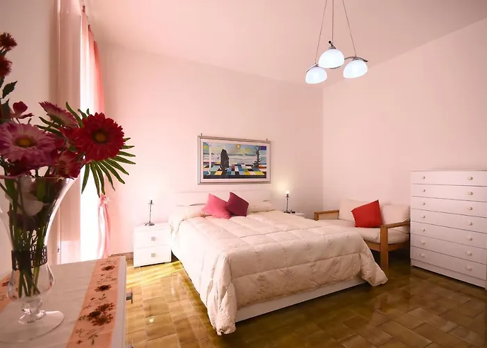 Semesterbostad Loriand